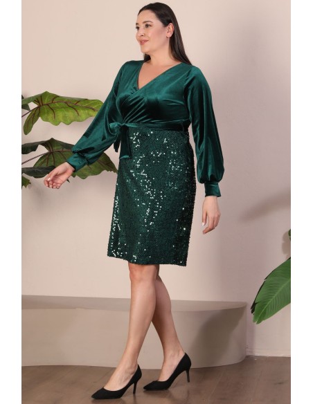 Roheline sametkleit soomustega