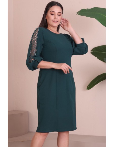 Платье с необычными рукавами