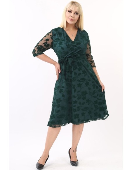 Темно-зеленое платье