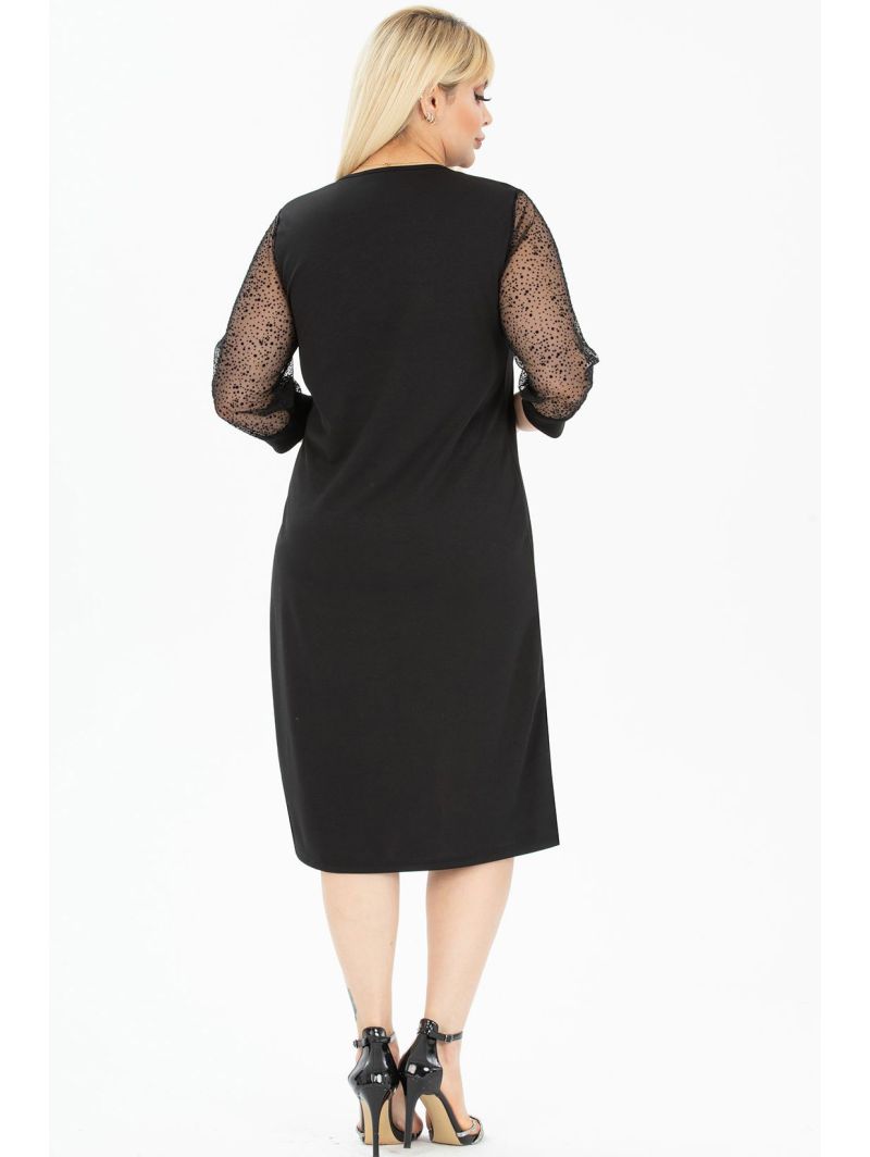 Juoda klasikinė suknelė Juoda klasikinė suknelė