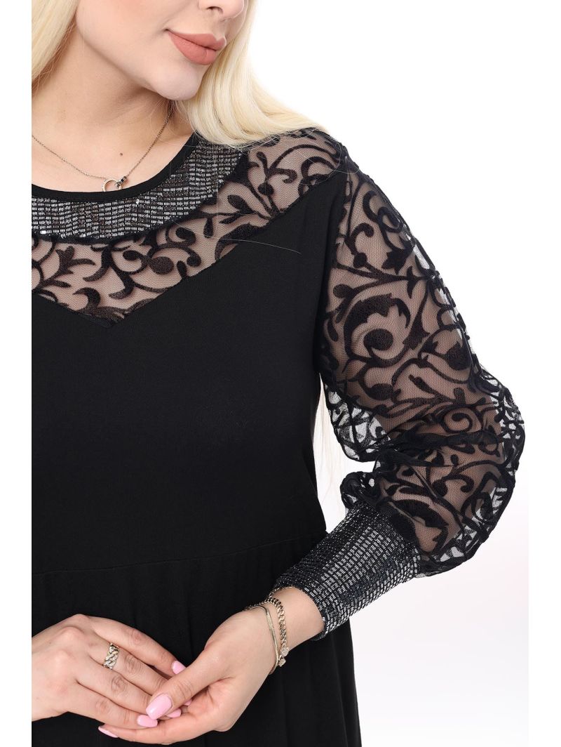 Juoda klasikinė suknelė Juoda klasikinė suknelė