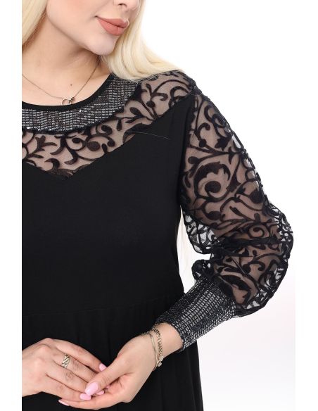 Черное классическое платье