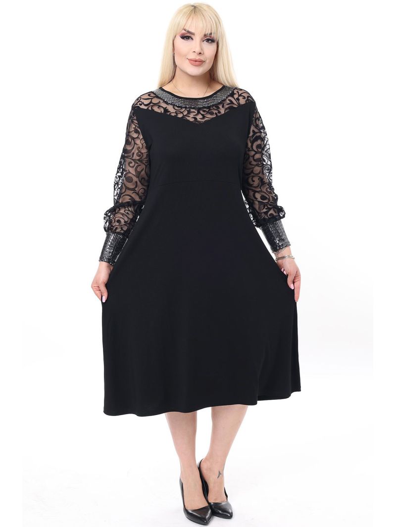 Черное классическое платье Черное классическое платье