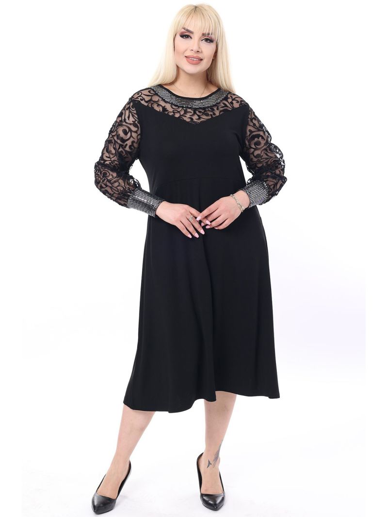 Must klassikaline kleit Must klassikaline kleit