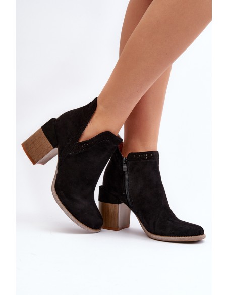 Ankle Boots on Chunky Heel with Cutout Black Jolnima