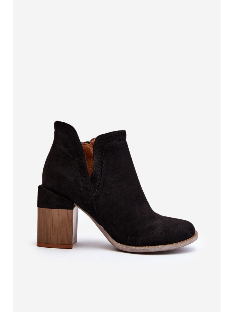 Ankle Boots on Chunky Heel with Cutout Black Jolnima
