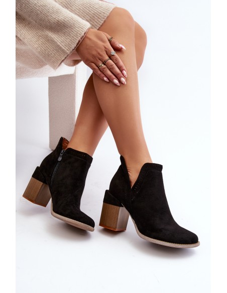 Ankle Boots on Chunky Heel with Cutout Black Jolnima