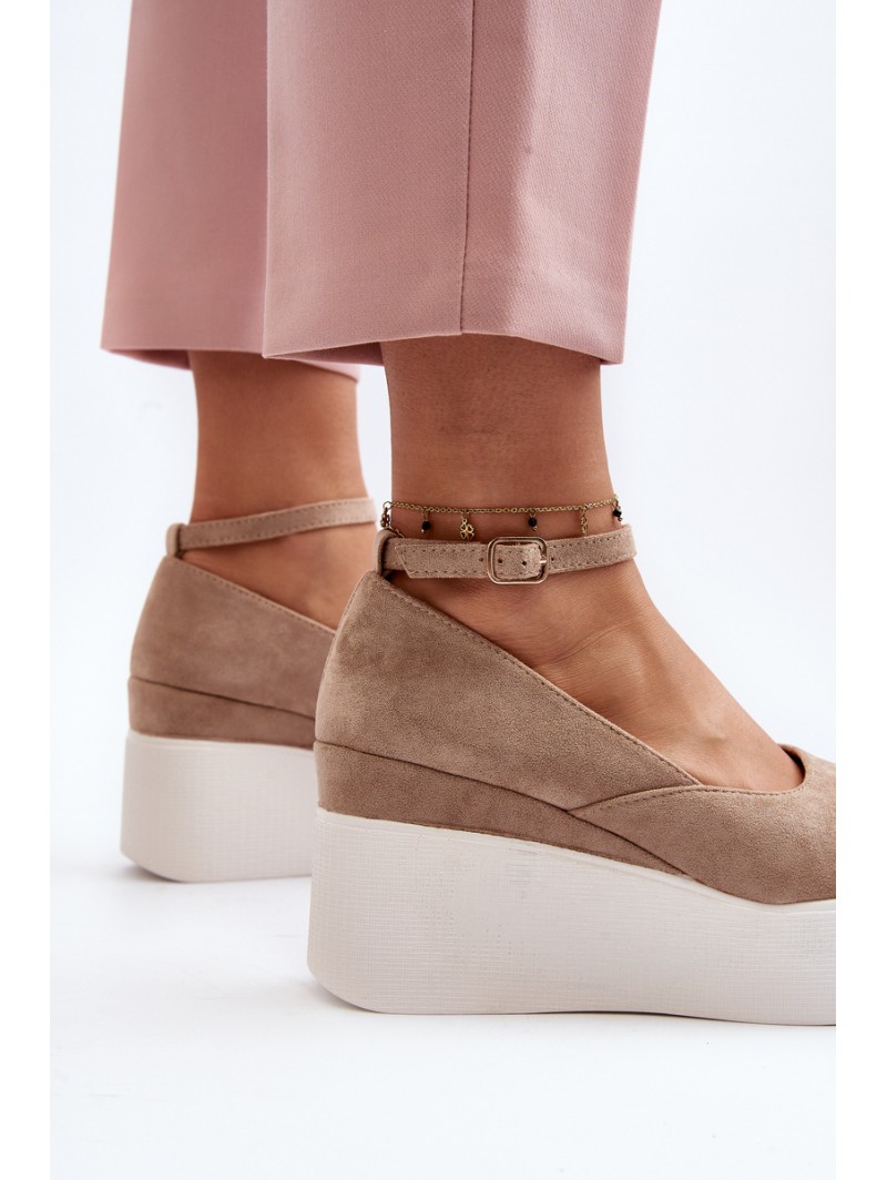 Moteriškos juodos pleištinės espadrilės Moteriškos juodos pleištinės espadrilės