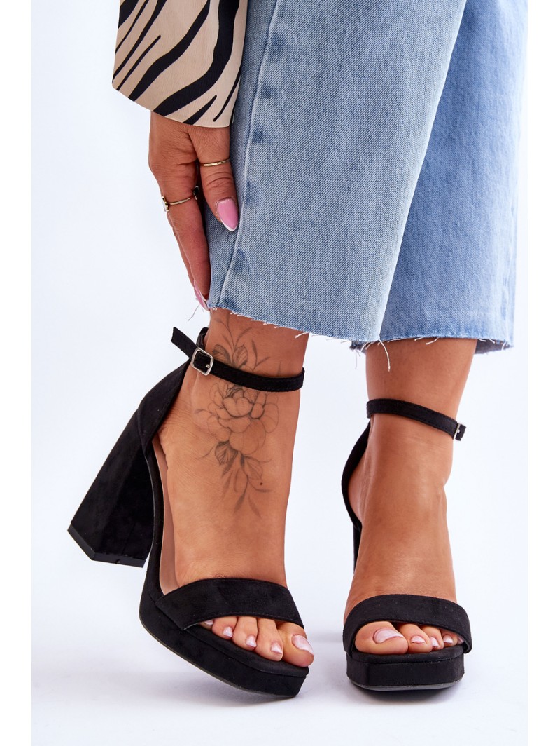 Fashionable Suede Square Heel Sandals Black Merila