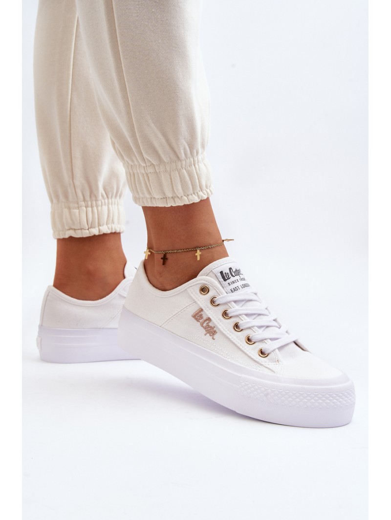 White Women's Platform Sneakers Lee Cooper LCW-24-31-2725 White Women's Platform Sneakers Lee Cooper LCW-24-31-2725