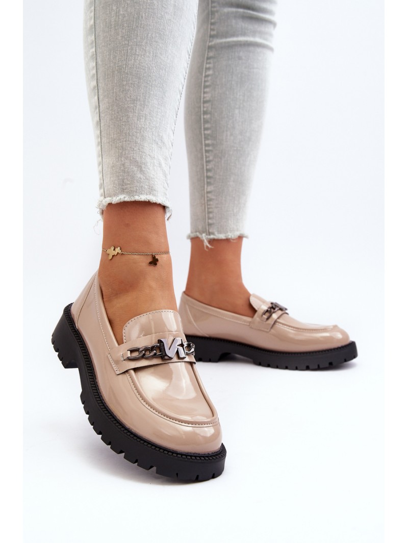 Moteriškos lakinės odos batai Moteriškos lakinės odos batai