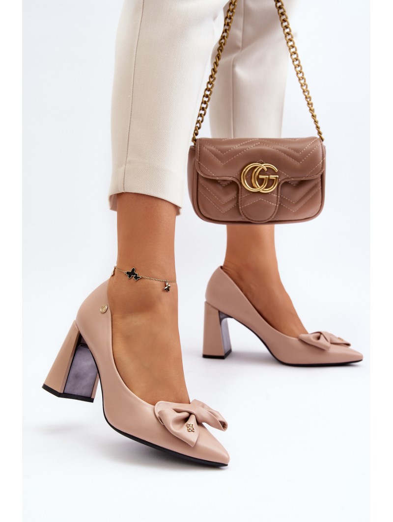 Pumps With Bow On Stiletto Beige Ariemessa