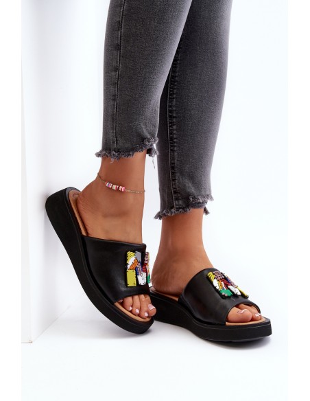 Black Women's Leather Slippers With Ornament Asames