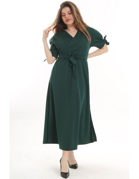 Длинное зеленое платье