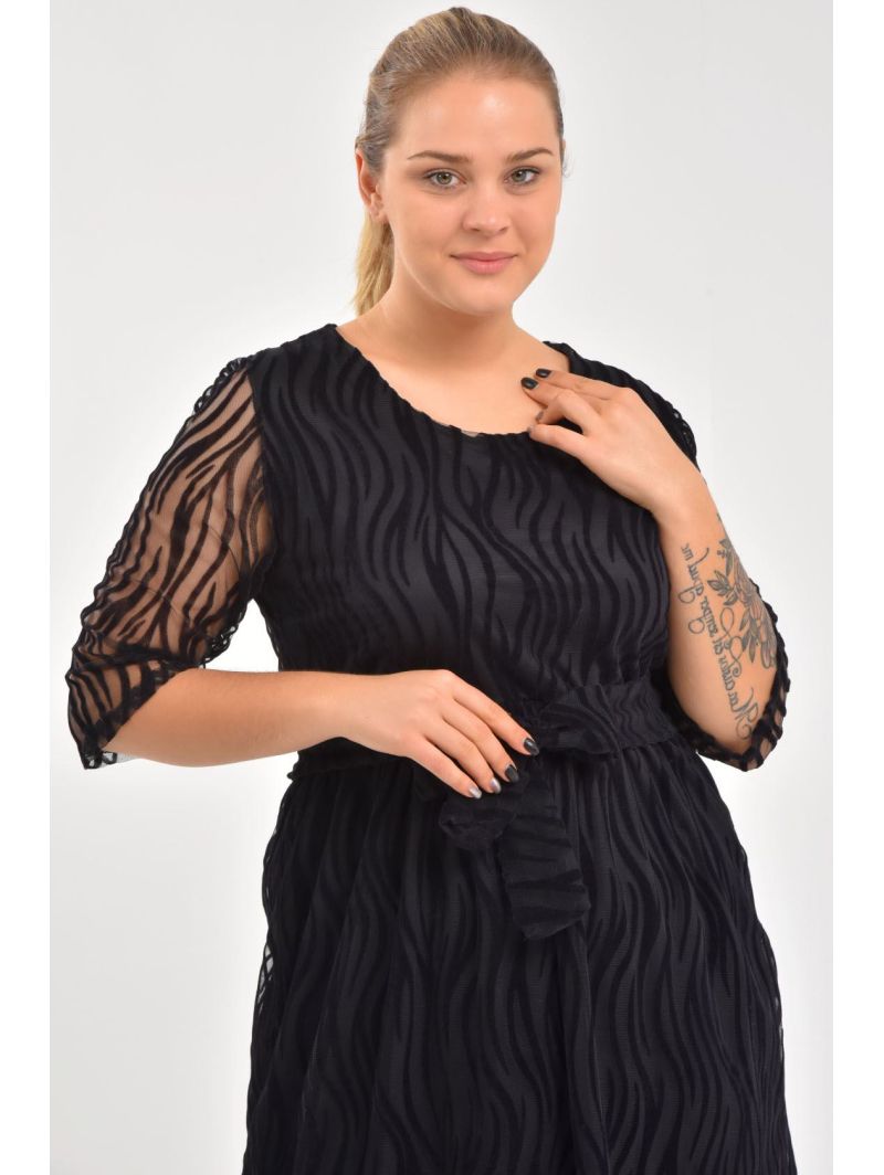 Juoda suknelė Juoda suknelė