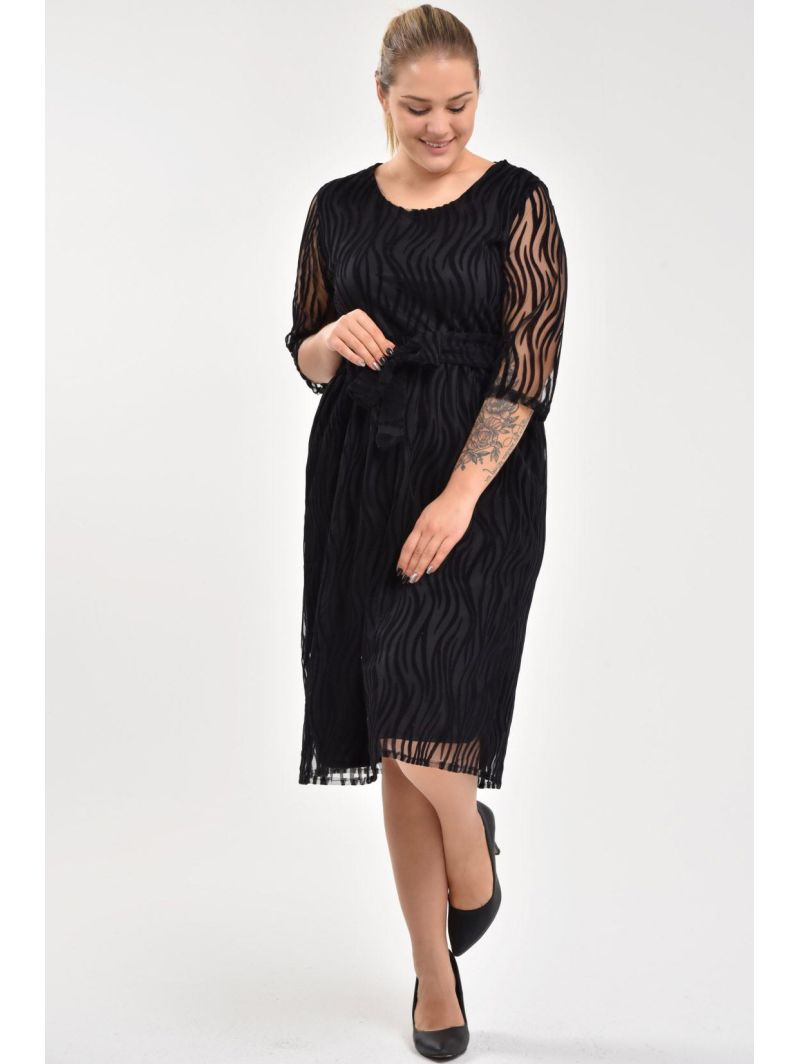 Juoda suknelė Juoda suknelė