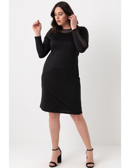 Must elegantne kleit