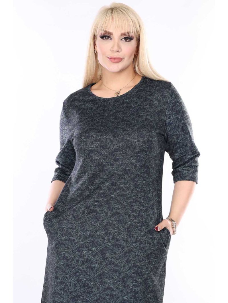 Klasikinio stiliaus suknelė Klasikinio stiliaus suknelė