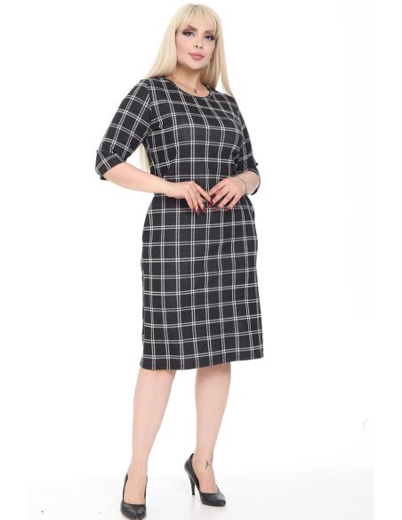 Klasiska rūtainu kleita