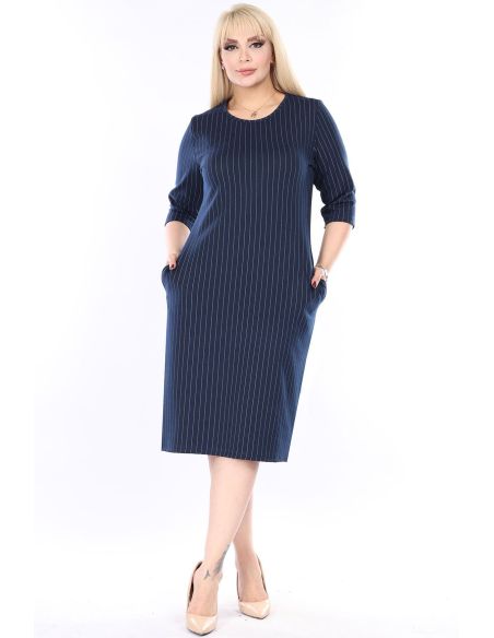 Triibuline taskutega kleit