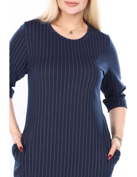 Полосатое платье с карманами