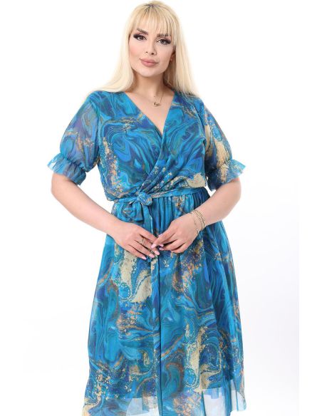 Kleita ar īsām piedurknēm