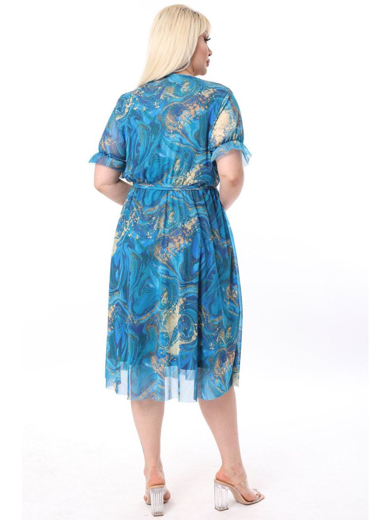 Lühikeste varrukatega kleit