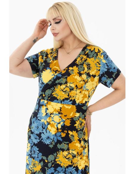 Lühikeste varrukatega kleit