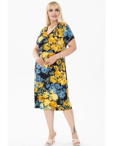 Платье с короткими рукавами