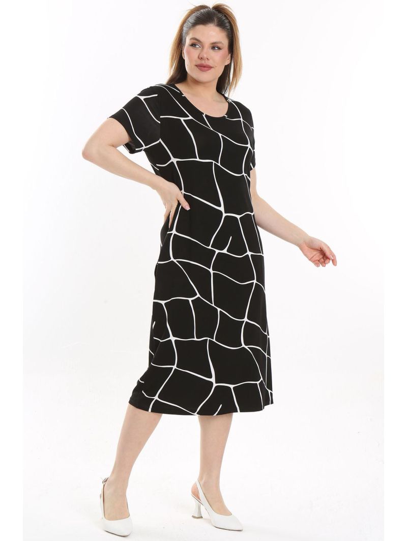 Paprasta vasarinė suknelė Paprasta vasarinė suknelė