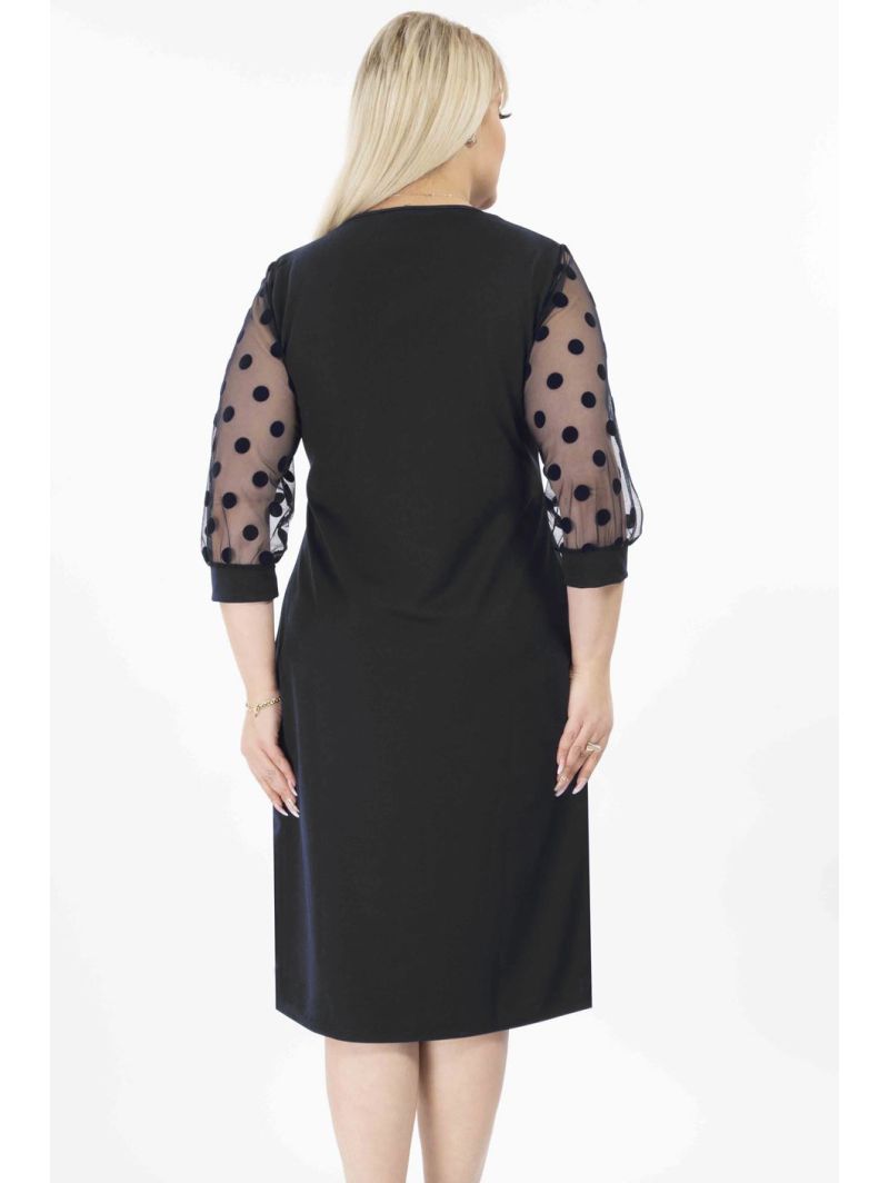 Черное платье