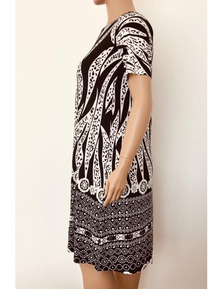 Suknelė su raštais