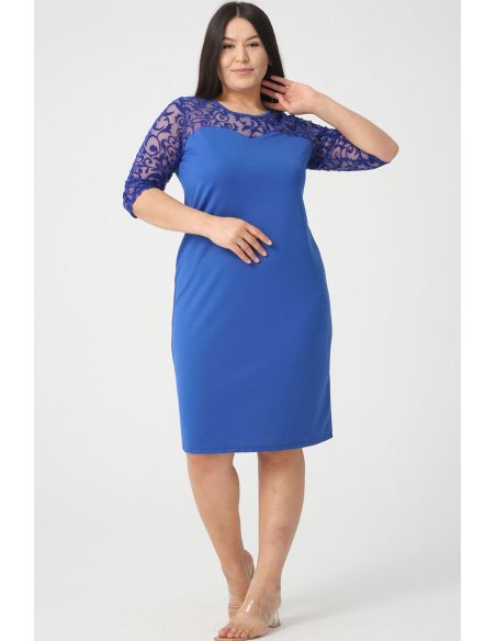 Голубое платье