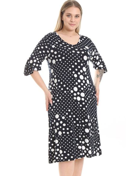 Платье больших размеров в горошек