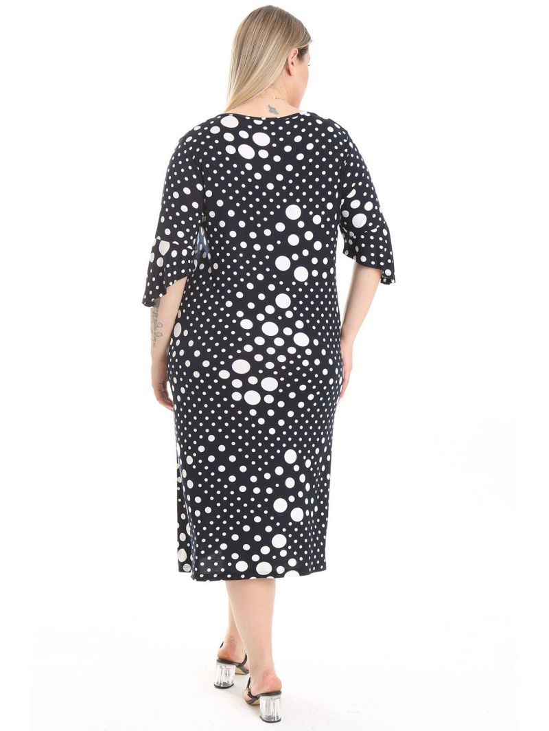 Платье больших размеров в горошек Платье больших размеров в горошек