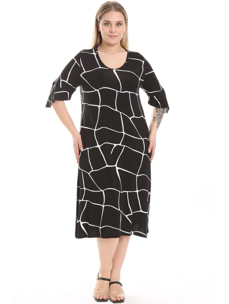 Suknelė plius dydžiams Suknelė plius dydžiams