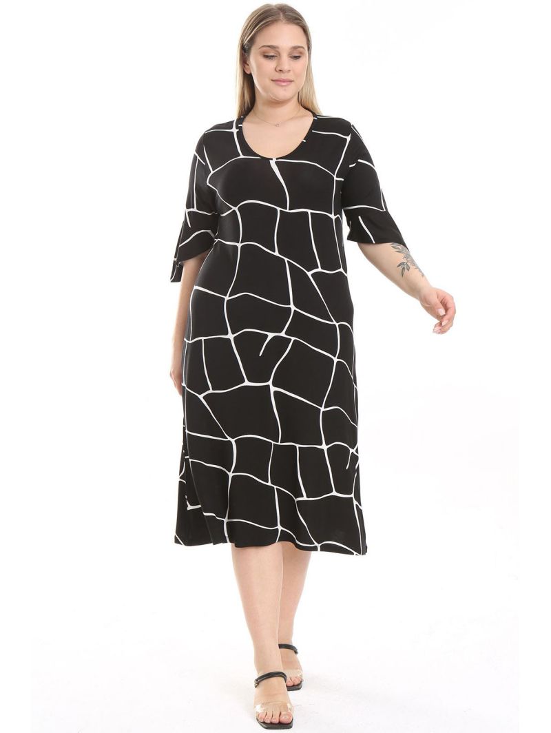 Suknelė plius dydžiams Suknelė plius dydžiams