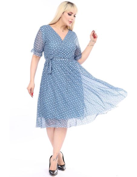 Синее платье с короткими рукавами