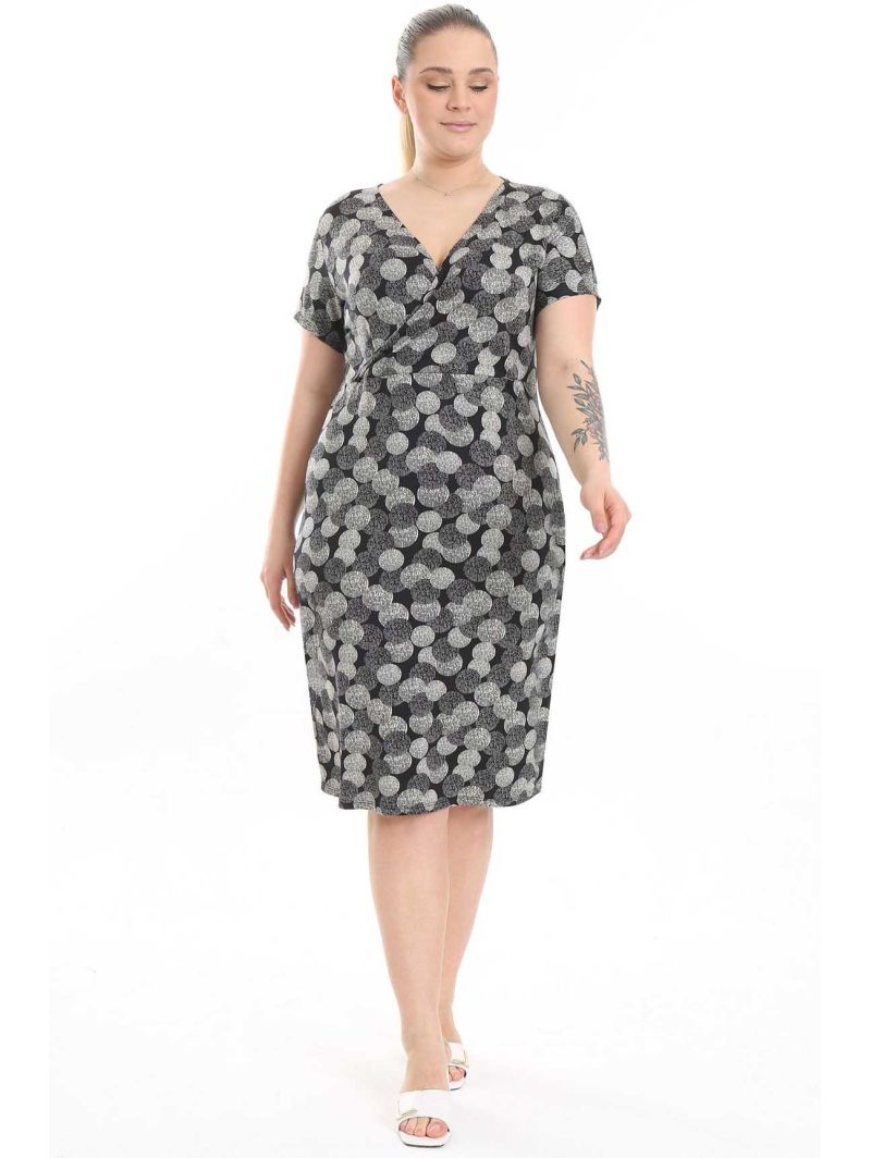 Платье с короткими рукавами Платье с короткими рукавами