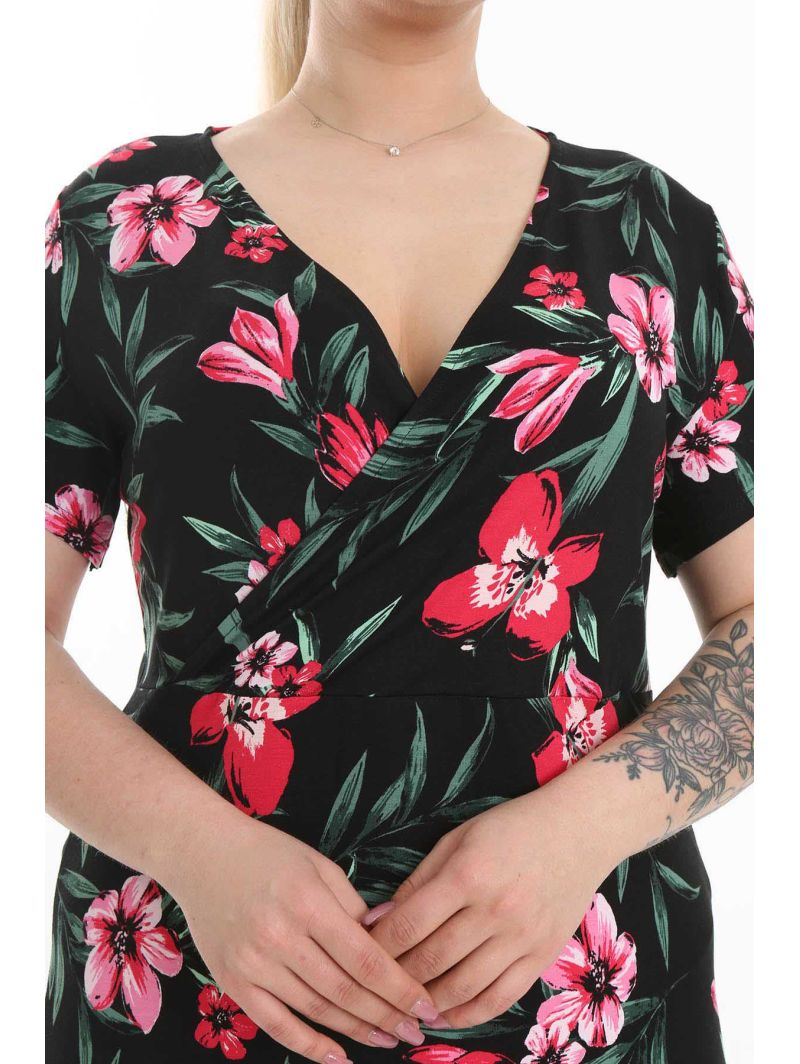 Puķaina kleita ar īsām piedurknēm