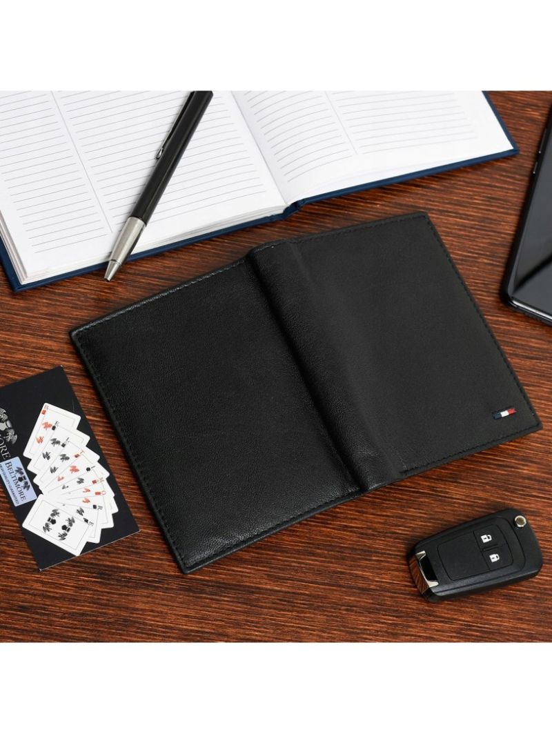 Melns ādas maks vīriešiem Melns ādas maks vīriešiem