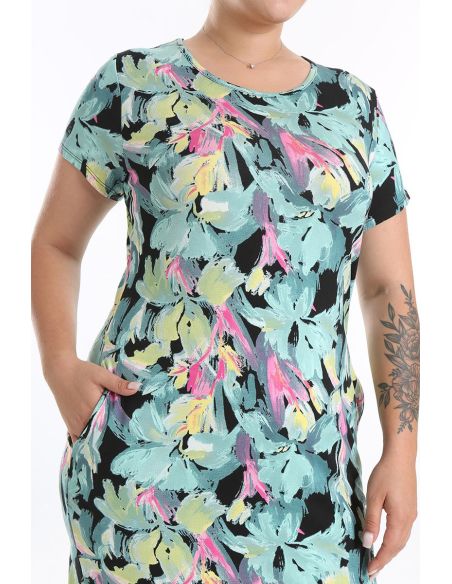 Платье в горошек с короткими рукавами