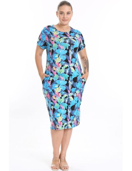 Punktu kleita ar īsām piedurknēm