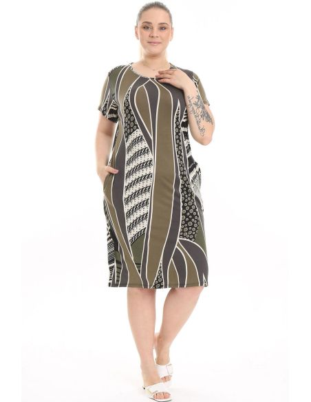 Kleita ar īsām piedurknēm