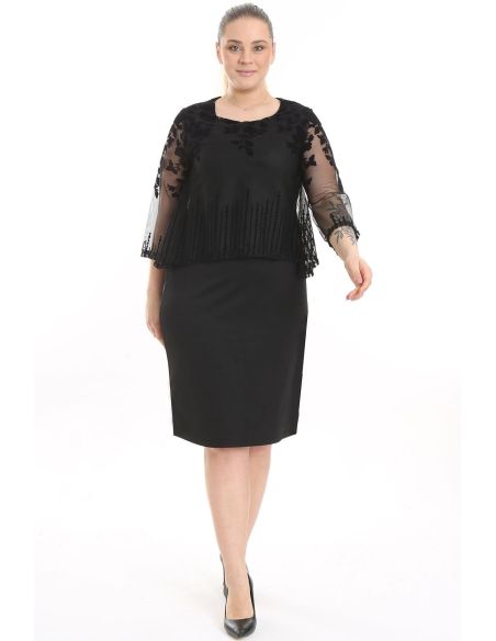 Skaista melna kleita