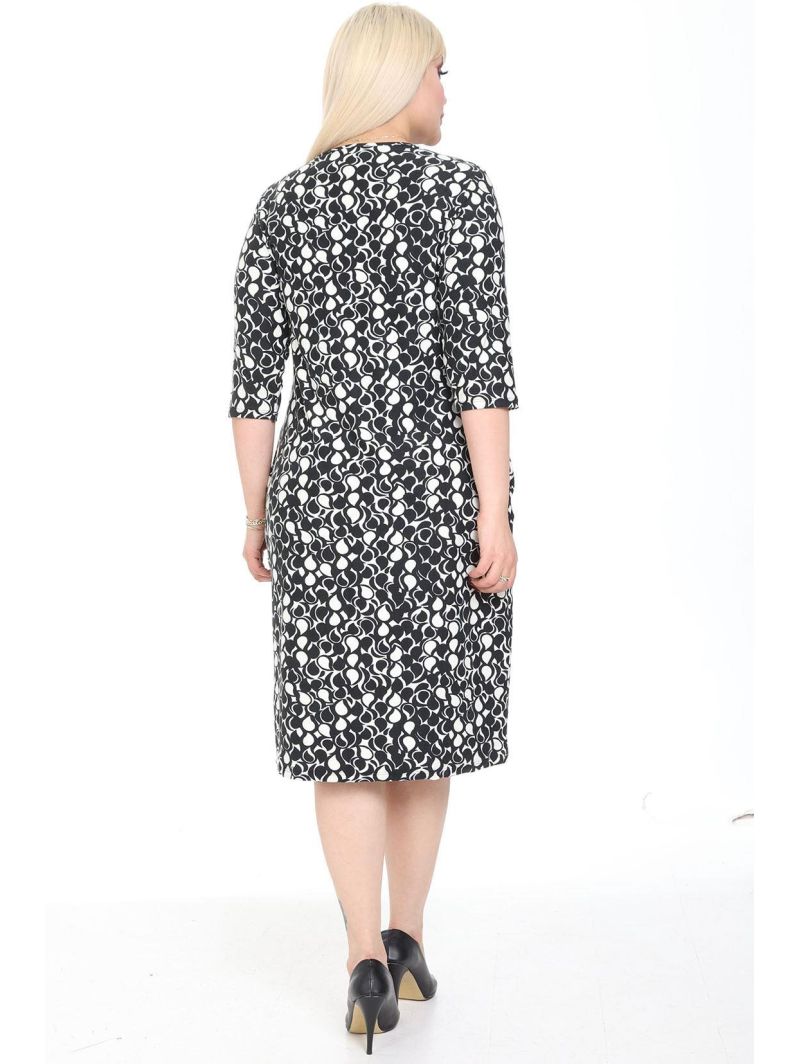 Klasiska kleita ar kabatām