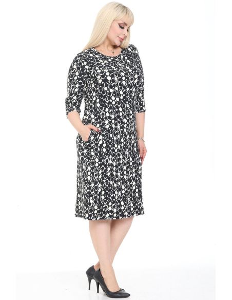 Klasikinė suknelė su kišenėmis