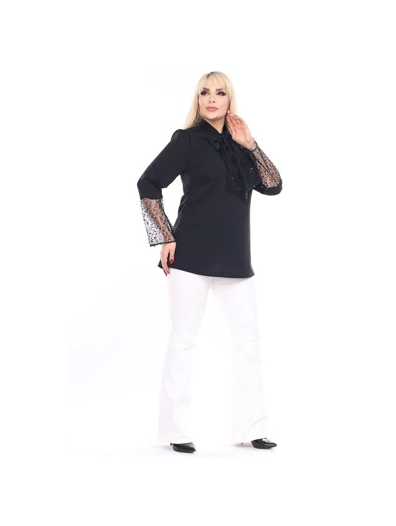 Juoda palaidinė Juoda palaidinė