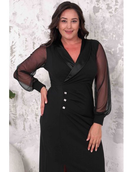 Длинное платье с пуговицами