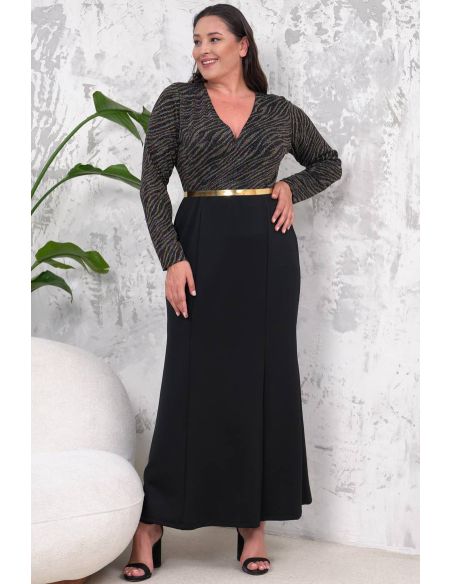 Gara kleita ar metālisku siksnu